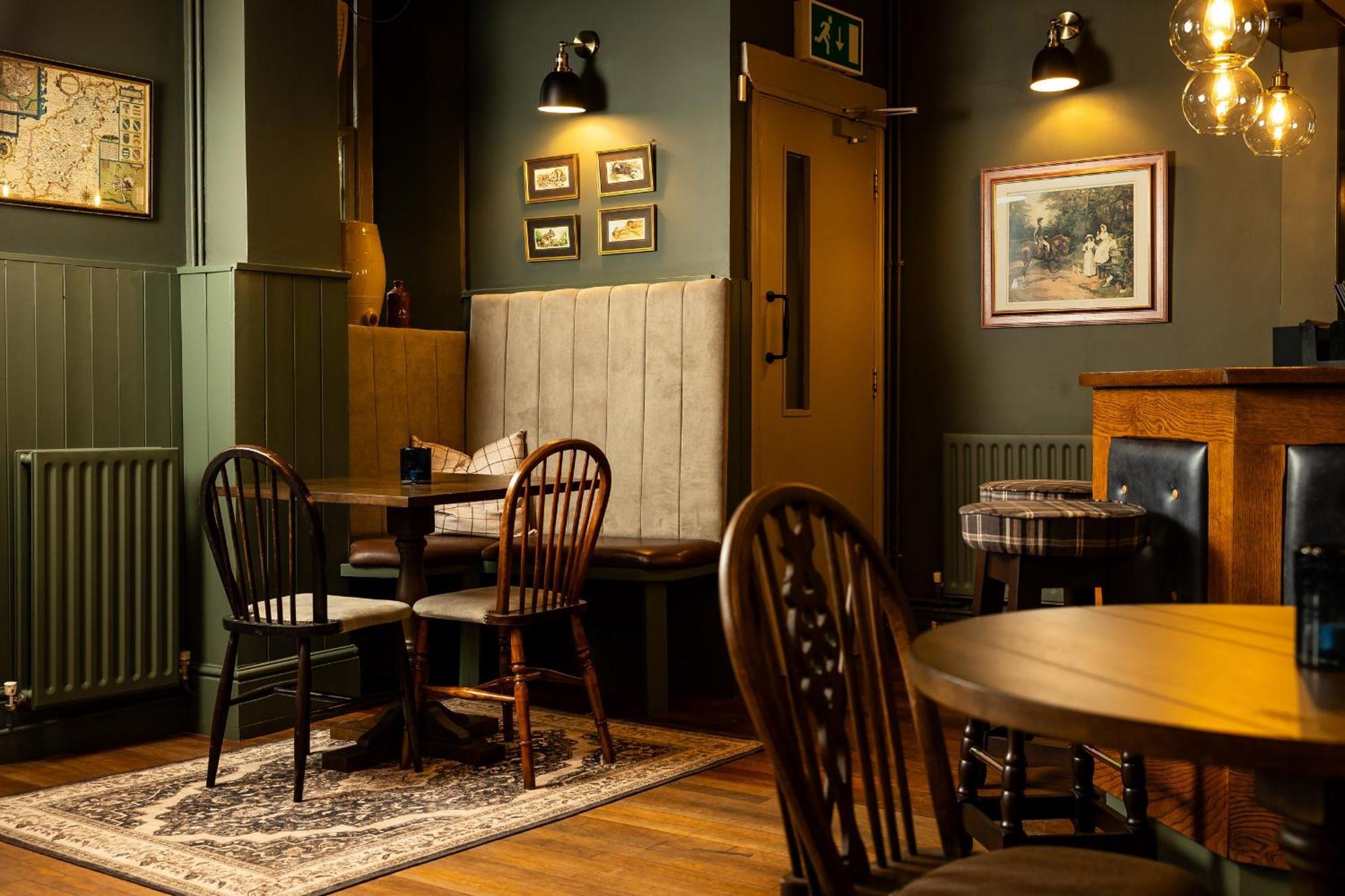 The Olde Coach House Inn Ashby Saint Ledgers Exterior photo