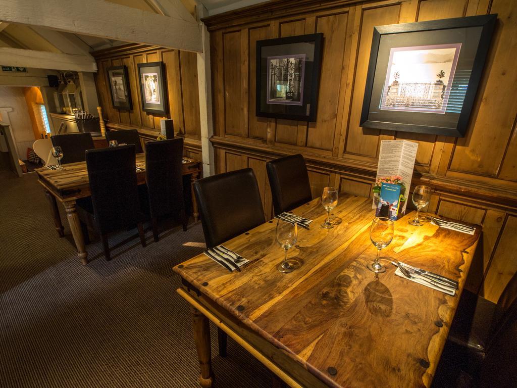 The Olde Coach House Inn Ashby Saint Ledgers Exterior photo