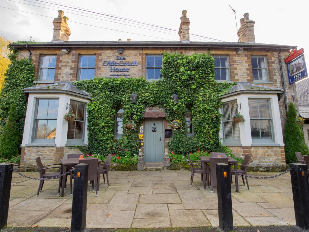 The Olde Coach House Inn Ashby Saint Ledgers Exterior photo